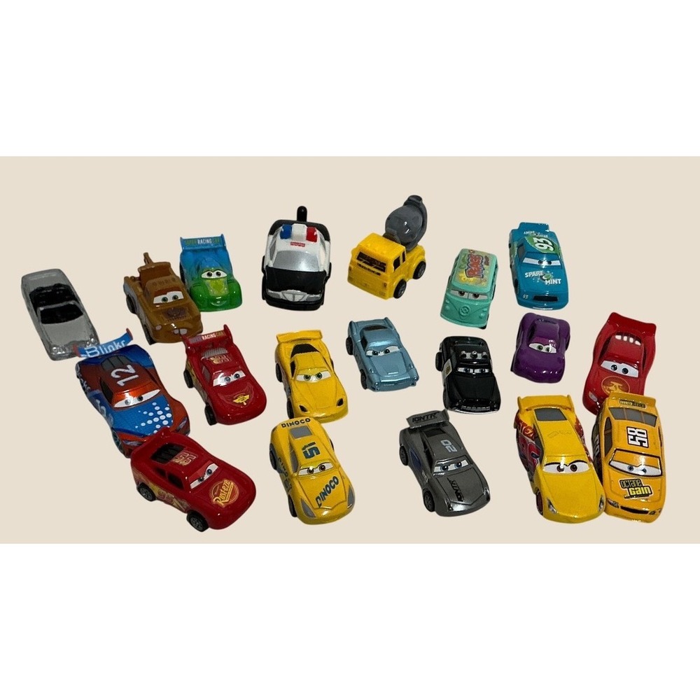 Disney Pixar Cars Mini Racers Lot Lightning McQueen Cruz Mater 19pc Set